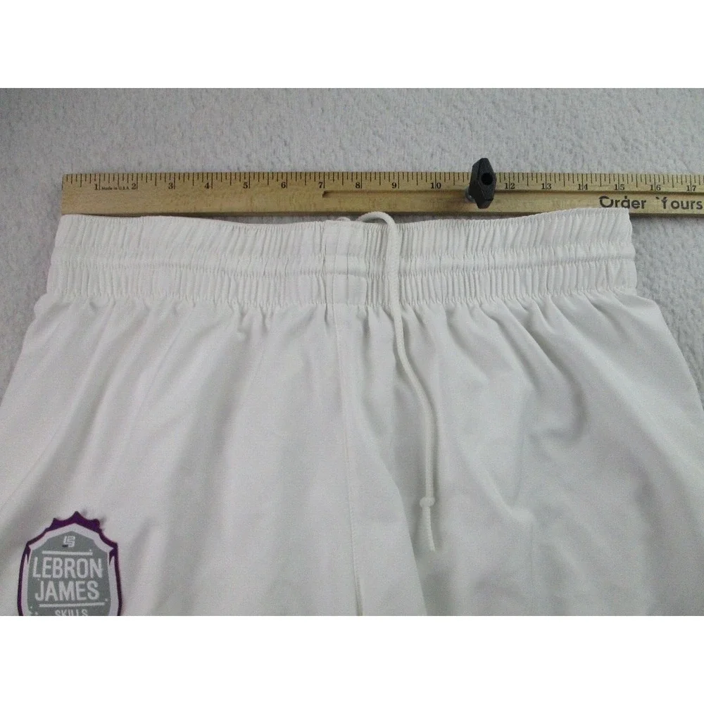 Nike Lebron James Skills Academy Shorts Mens‎ 38 White Akron OH Basketball USA